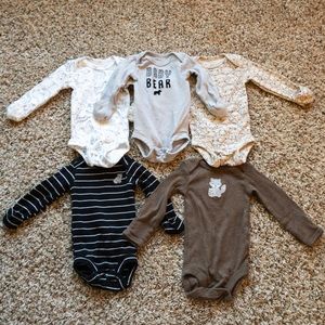 Carter’s Onesie Set